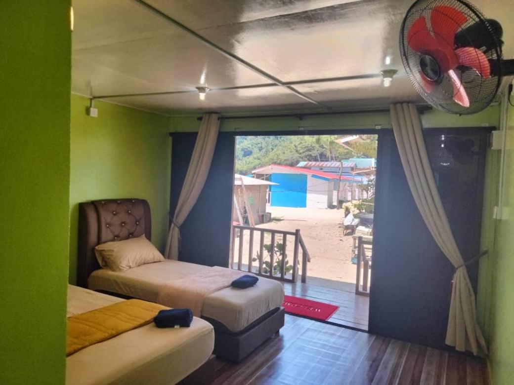 Oceanboys Inn Kampong Pasir Panjang  Extérieur photo
