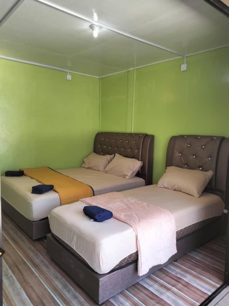 Oceanboys Inn Kampong Pasir Panjang  Extérieur photo